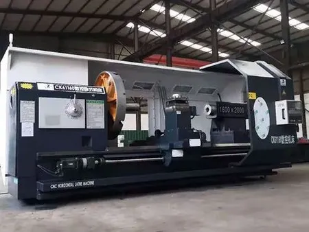 ماكينة الخراطة الأفقية CNC